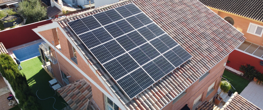 Instalación solar híbrida en Valencia